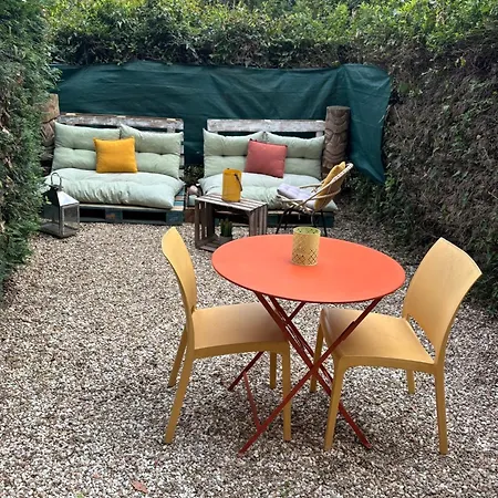 Apartment T2 40m2 Rez-de-jardin, Bord De Mer, *
