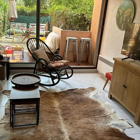 T2 40m2 Rez-de-jardin, Bord De Mer, *